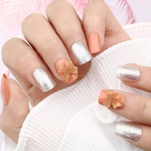 3D Bows & Glitter Press On Nails - Picture 5 of 14